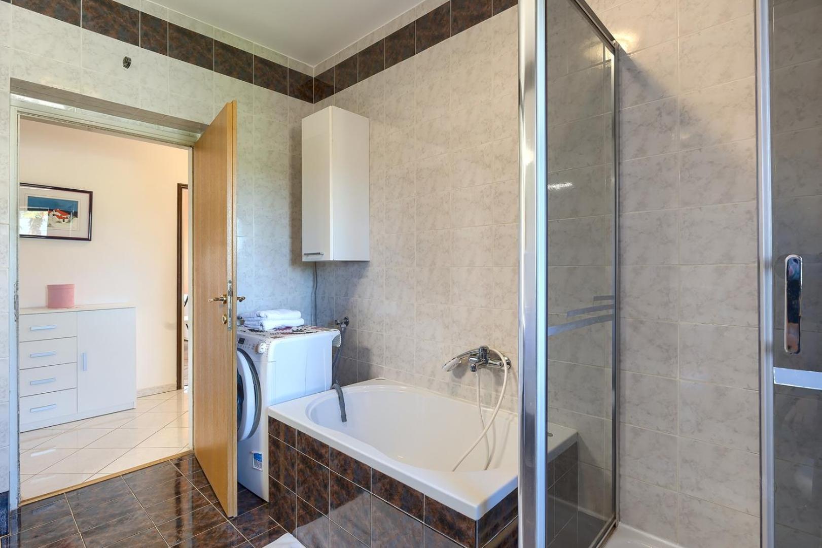 Apartment Viktor Pula Ngoại thất bức ảnh
